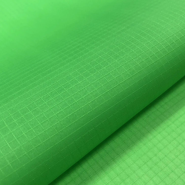 1* 1.5m Wide Checked Polyester Fabric