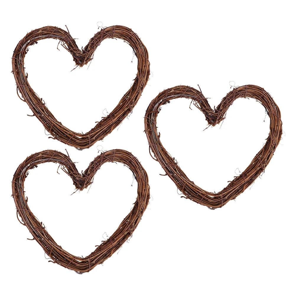 3 Pcs Heart Shaped Wreath Set Rattan