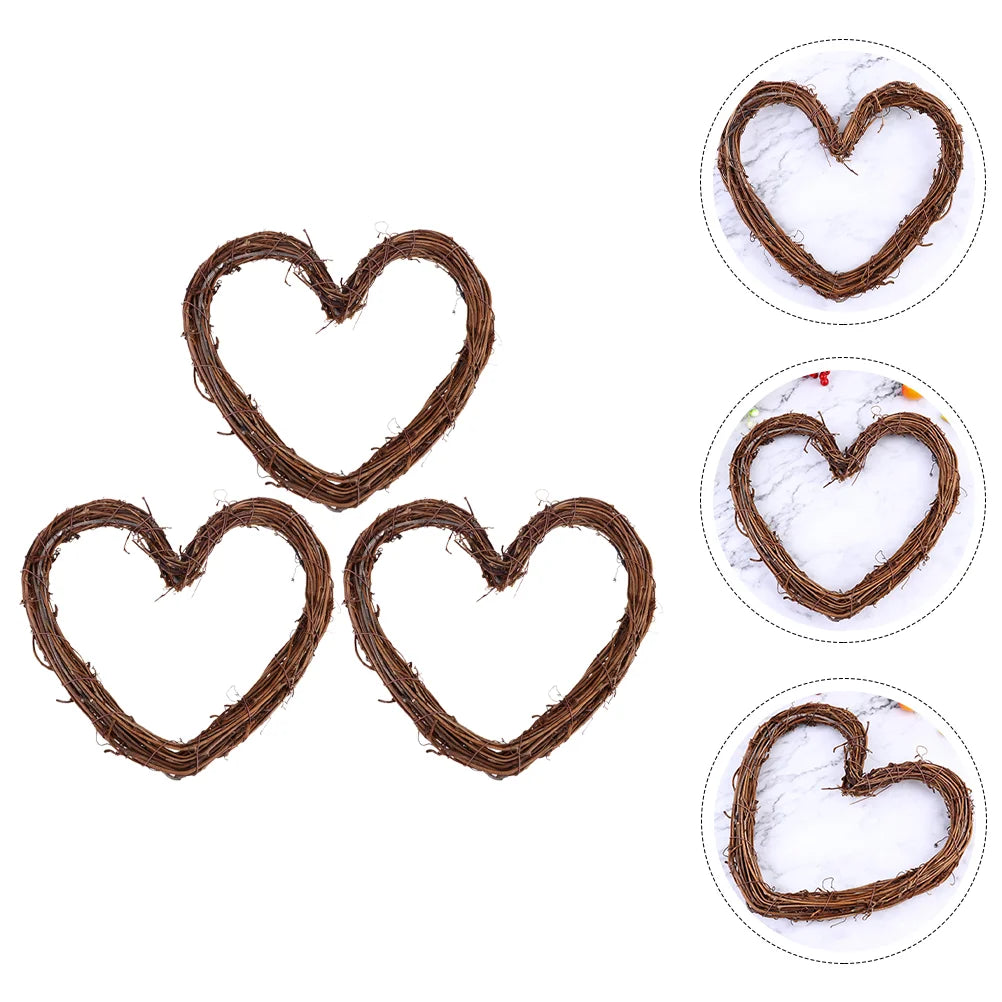 3 Pcs Heart Shaped Wreath Set Rattan