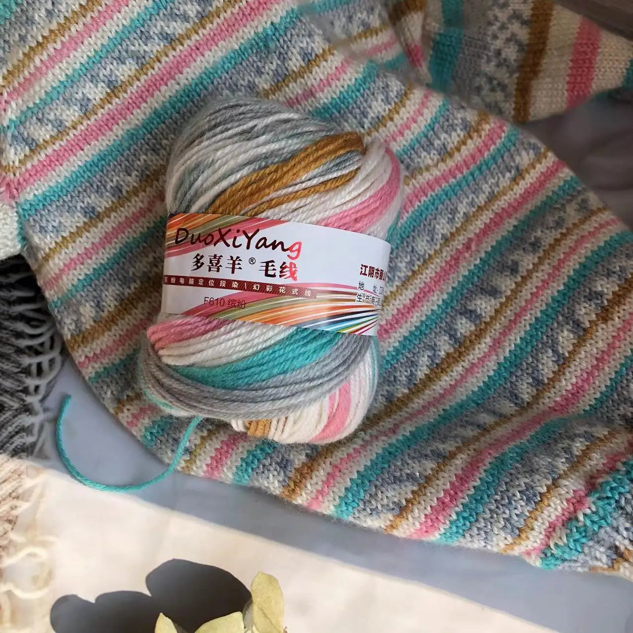 100% Cotton Handwoven Medium and Fine Dyed Yarn