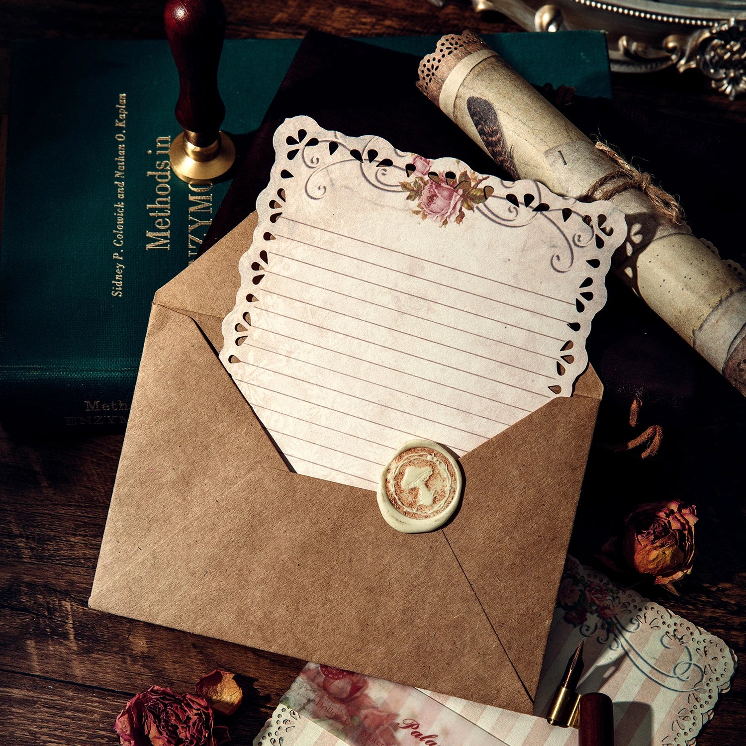 10pcs/pack Vintage Patterned Lace Paper