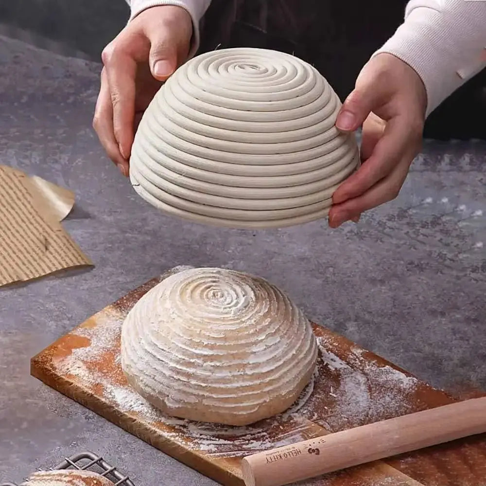 Round Woven Fermentation Basket with Liner