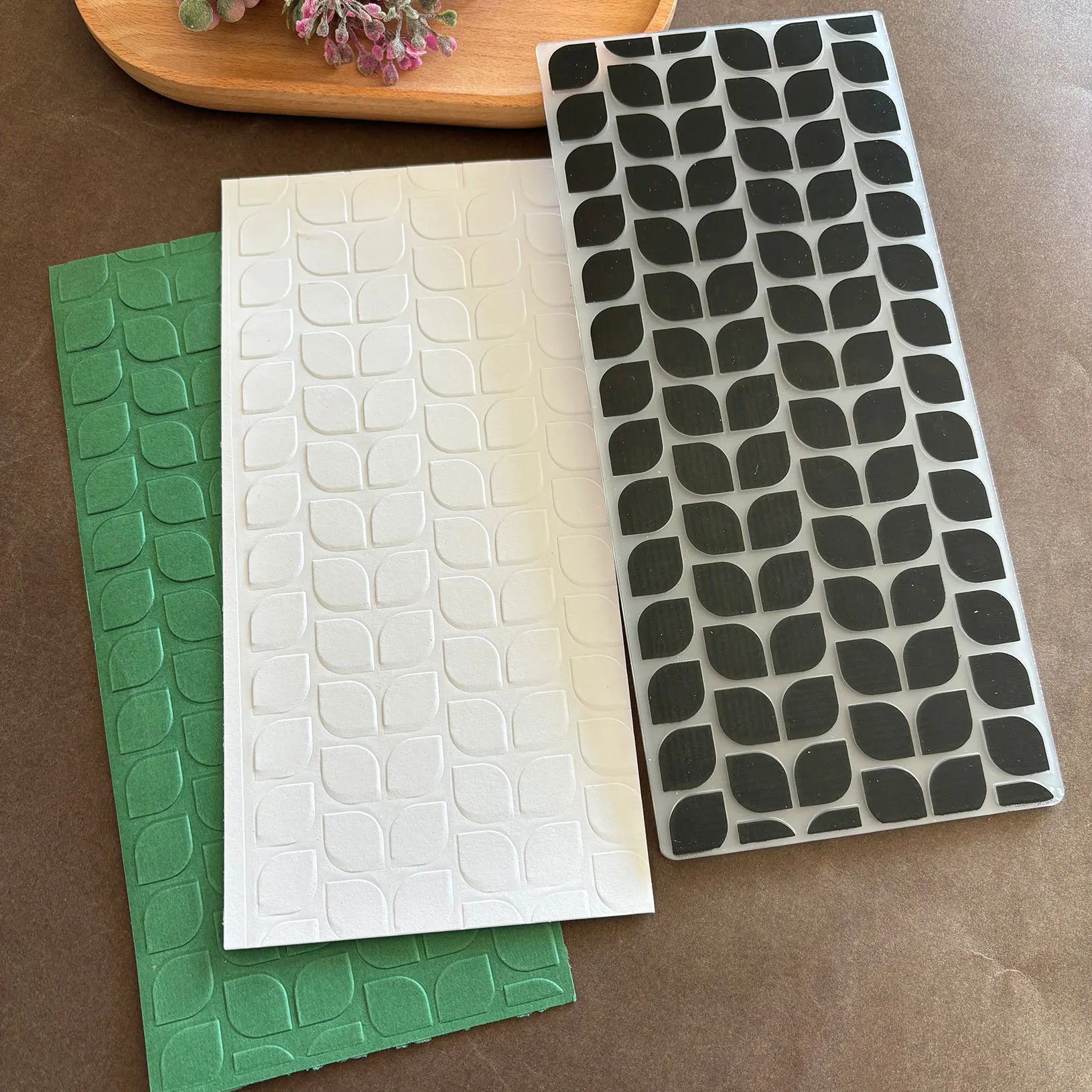 2D Embossed Folder for "Leaf Pattern Long Objects and Flower Accessories"