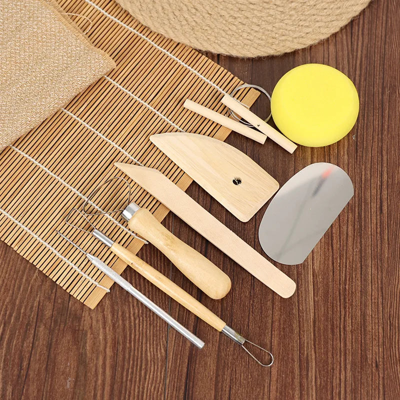 8-piece set of pottery tools