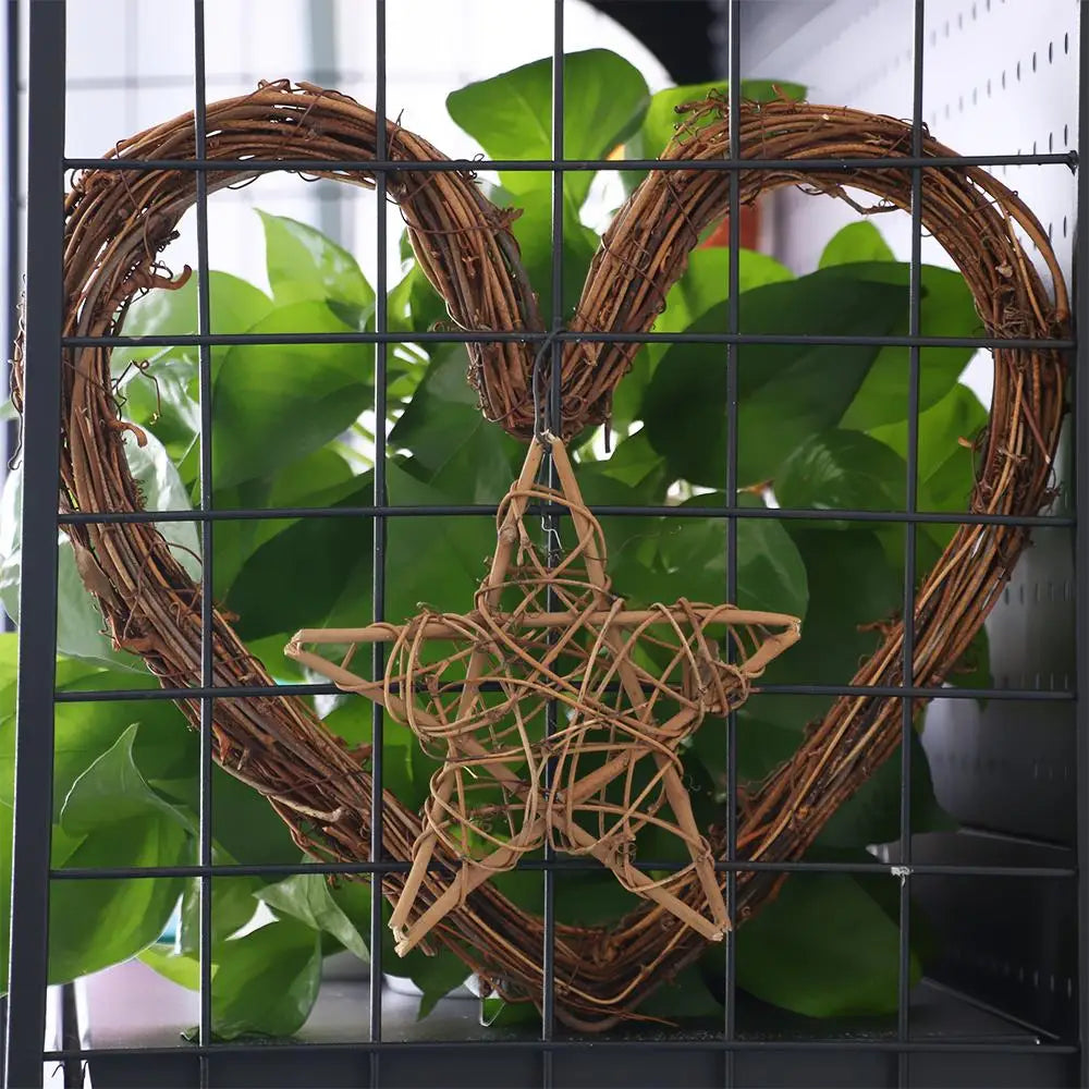 Artificial Wreath Wicker Vine Round/Heart Shape