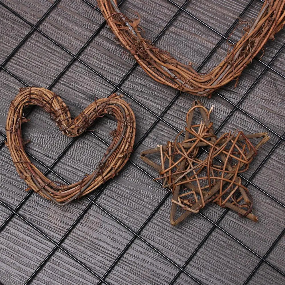 Artificial Wreath Wicker Vine Round/Heart Shape