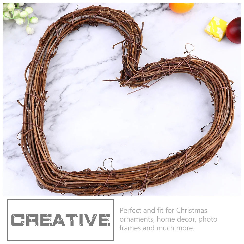 3 Pcs Heart Shaped Wreath Set Rattan